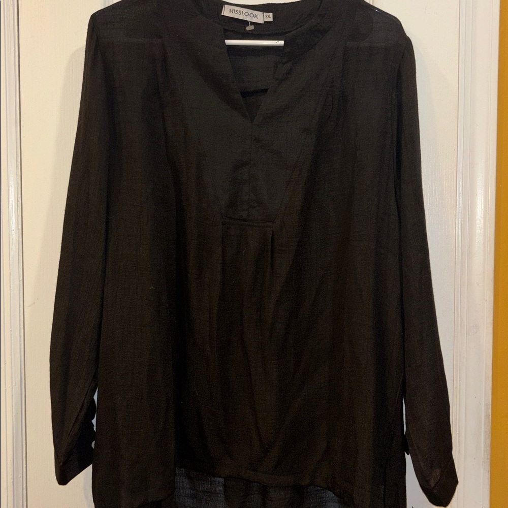 MISSLOOK BRAND BLACK COTTON POLY TUNIC TOP L/S SHARK BITE HEM LIGHT WEIGHT
3XL